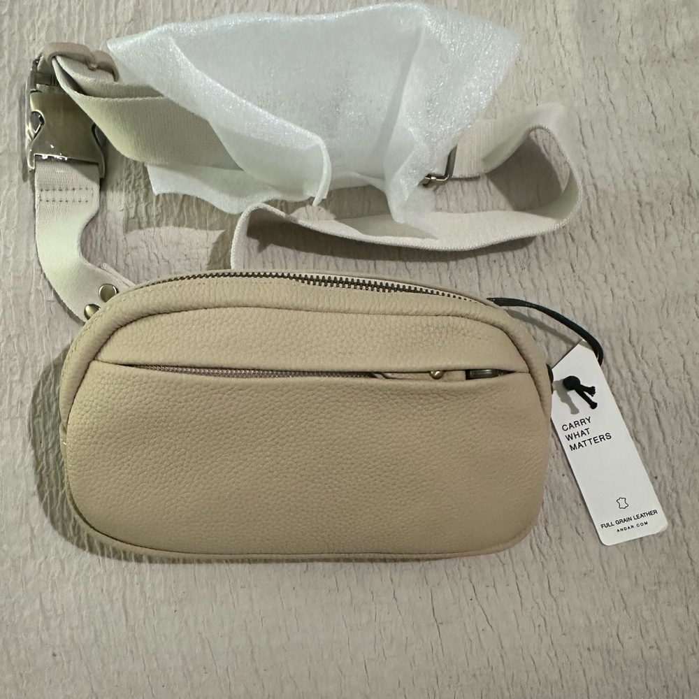 Carry Smart Matters Cream Crossbody Bag